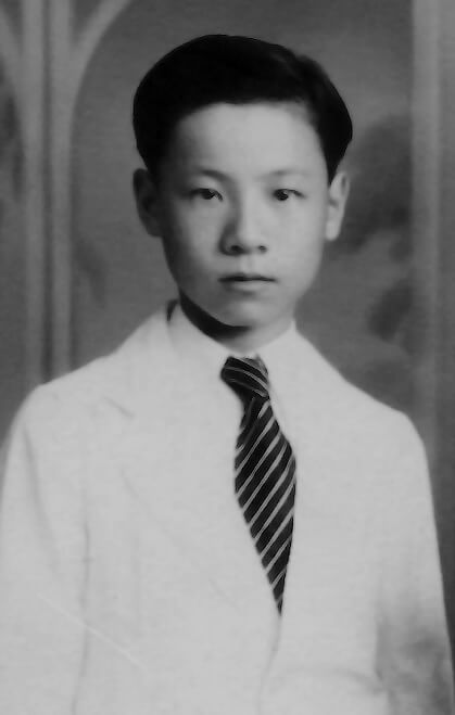 gonzalo young man bw