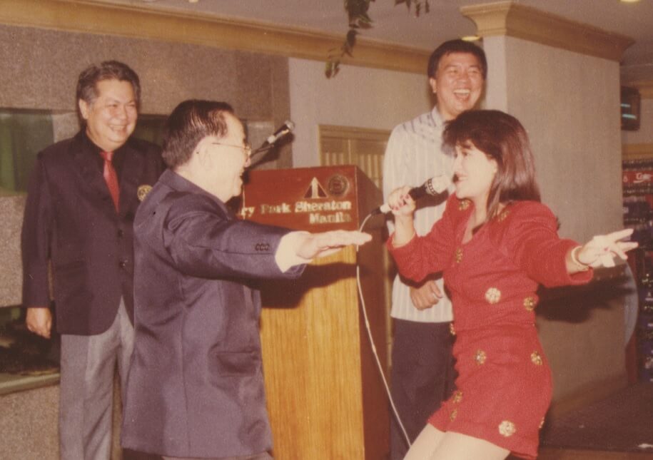 rotary dancing w singer-2